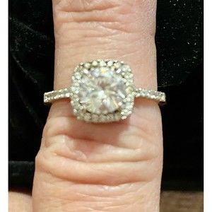 ❌sold❌925 Sterling Silver Engagement Wedding Ring. Solitaire Style W/ 36 CZ Sz7